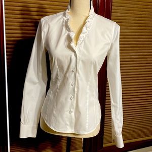 Brooks Brothers fitted, non iron, all cotton shirt. White size 4, crystal button